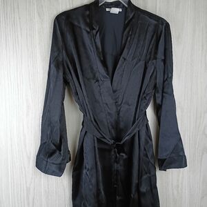 California Dynasty Black Satin large Make Up Robe Kimono